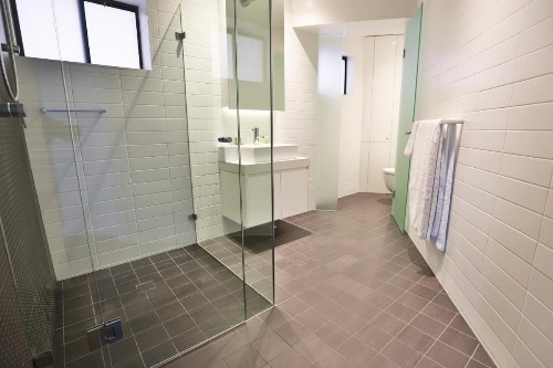 Bondi 38 Serviced Apartments image 3